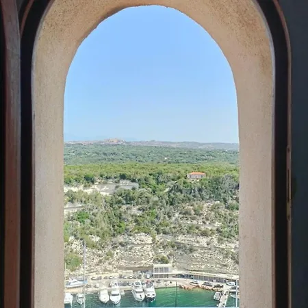 Tana Torricella Bonifacio (Corsica)